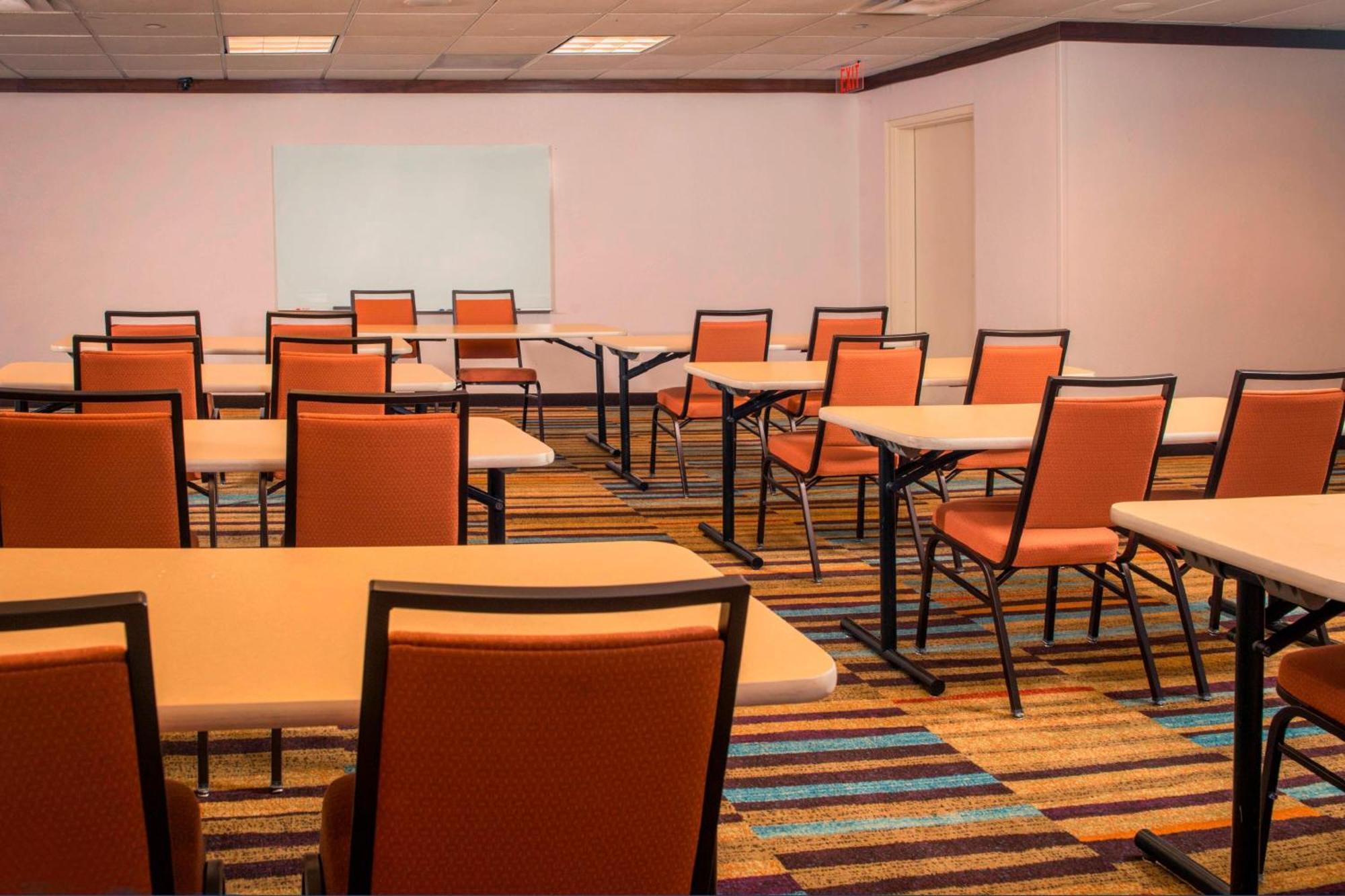 Fairfield Inn & Suites By Marriott Williamsburg Negócio foto